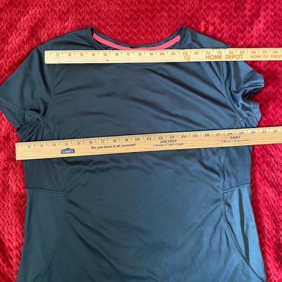 Danskin Now Semi-Fitted Grey Workout T-Shirt - Women's X Large (16-18) - Picture 3 of 9